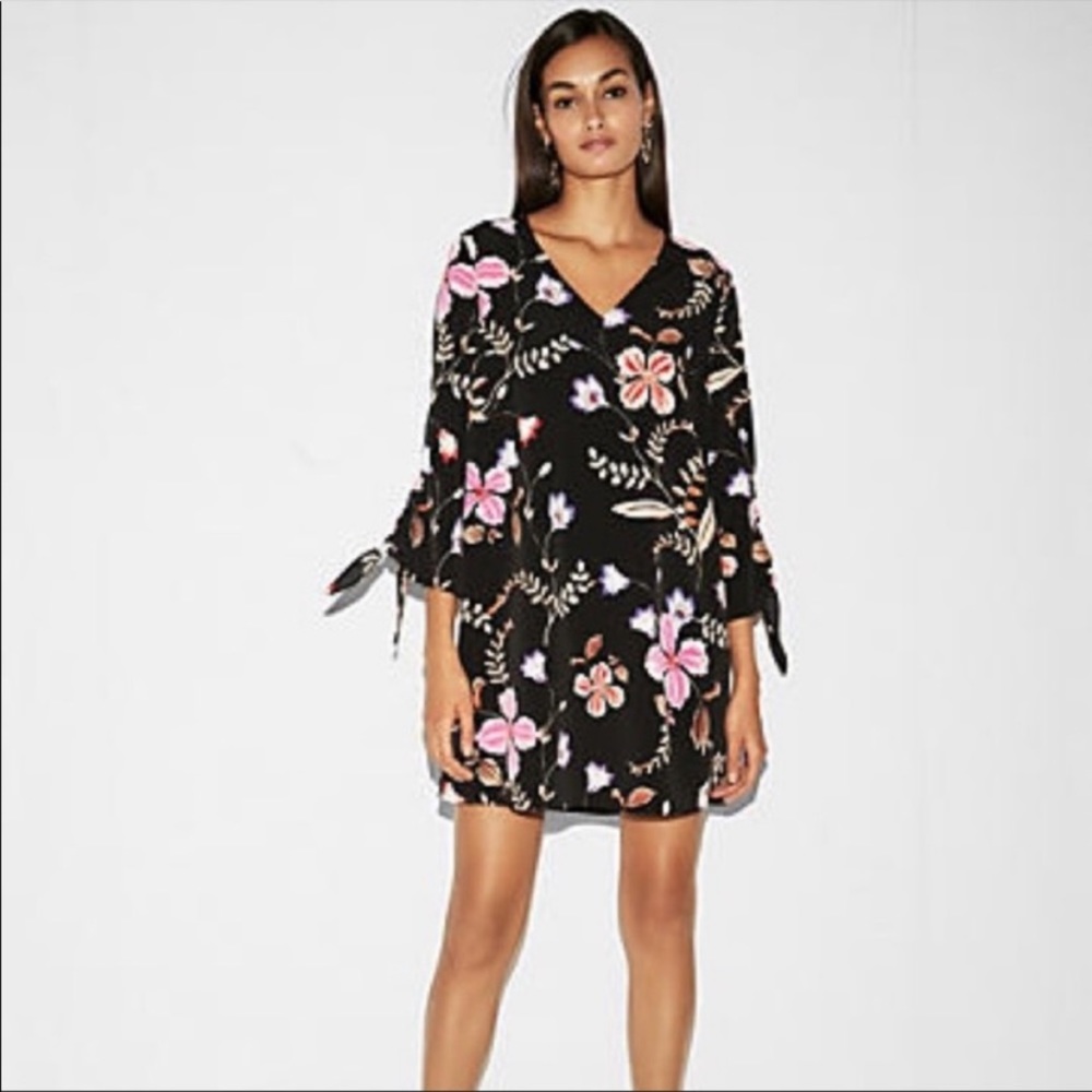Express tropical floral mini shift dress Sz S